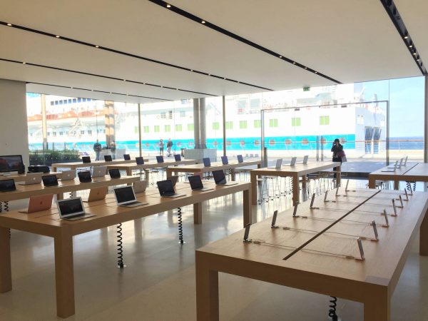 Apple-Store-Marseille-Interieur-600x450